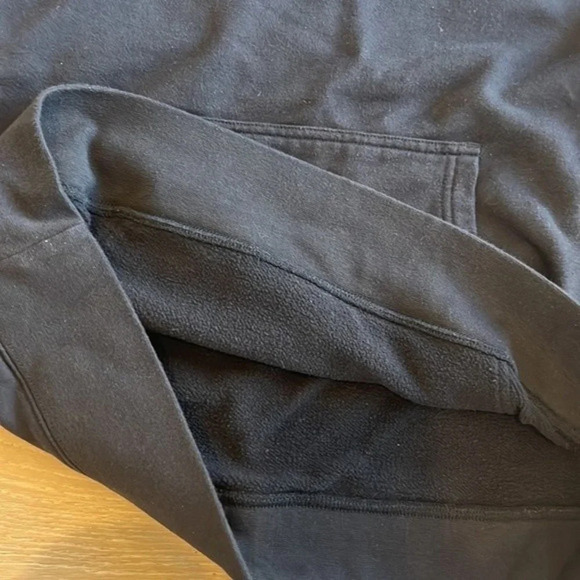 Champion Sweatshirt Logo Large Black White Hoodie Cozy Soft Oversized Mens Shirt - Picture 4 of 8